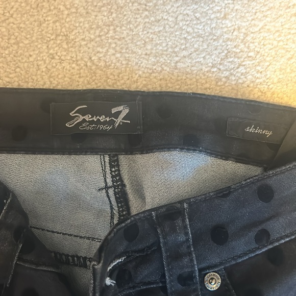 Seven 7 Jeans - Picture 2 of 6
